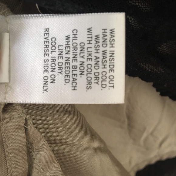 Banana Republic Lace Overlay Skirt - 10 - Picture 6 of 6